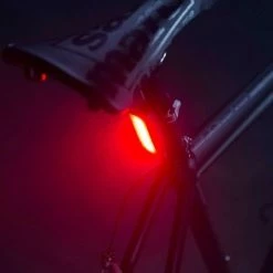 KNOG BLINDER MOB V MR. CHIPS Rear Light -Geschäft für Hautpflege 600x600 115745 115745 3 add2