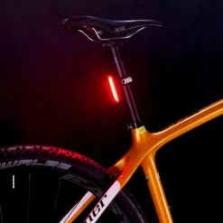 KNOG BLINDER MOB V MR. CHIPS Rear Light -Geschäft für Hautpflege 600x600 115745 115745 4 add3